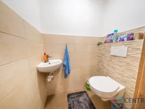 Prodej výrobních prostor, Veselá, 265 m2