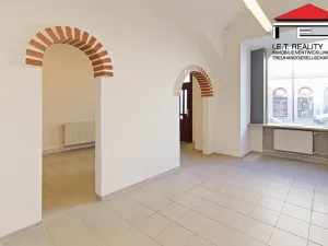 Pronájem obchodního prostoru, Praha - Žižkov, Husitská, 47 m2