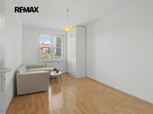 Prodej bytu 3+1, Vestec, Na Suchých, 84 m2