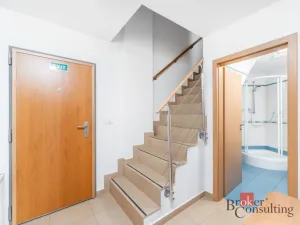 Prodej bytu 3+kk, Praha - Suchdol, Suchdolské náměstí, 101 m2