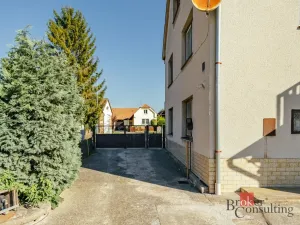 Prodej rodinného domu, Běrunice, Hlavní, 220 m2