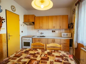 Prodej rodinného domu, Běrunice, Hlavní, 220 m2