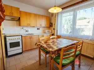 Prodej rodinného domu, Běrunice, Hlavní, 220 m2