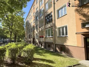 Pronájem bytu 2+1, Ostrov, Kollárova, 55 m2