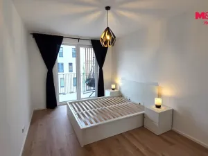 Pronájem bytu 2+kk, Kladno, Engerth, 61 m2