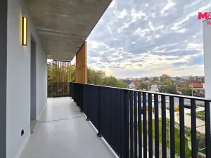 Pronájem bytu 2+kk, Kladno, Engerth, 61 m2