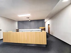 Pronájem kanceláře, Praha - Motol, Plzeňská, 321 m2