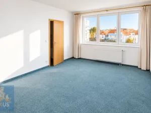 Pronájem bytu 2+kk, Praha - Strašnice, Názovská, 63 m2