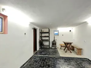 Prodej garáže, Mutěnice, 66 m2