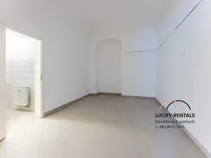 Pronájem obchodního prostoru, Praha - Karlín, Prvního pluku, 58 m2