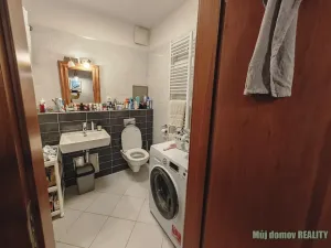 Pronájem bytu 2+kk, Praha - Žižkov, Jeseniova, 58 m2