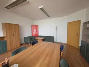 Pronájem kanceláře, Plzeň, Na Roudné, 56 m2