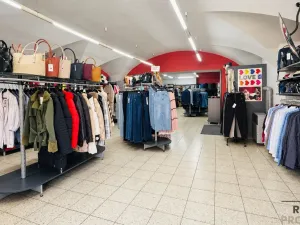 Pronájem obchodního prostoru, Hodonín, Národní třída, 121 m2