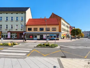 Pronájem obchodního prostoru, Hodonín, Národní třída, 121 m2