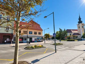 Pronájem obchodního prostoru, Hodonín, Národní třída, 121 m2