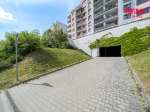 Pronájem bytu 1+kk, Plzeň - Skvrňany, Waltrova, 50 m2