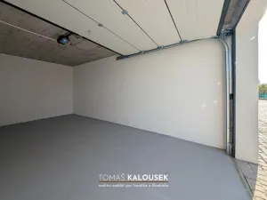 Pronájem garáže, Oslavany, 19 m2