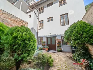 Pronájem bytu 2+kk, Hradec Králové, Dlouhá, 55 m2