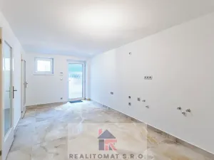 Prodej rodinného domu, Praha - Komořany, Pod lesem, 325 m2