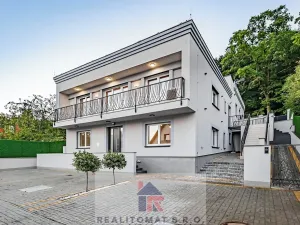Prodej bytu 4+kk, Praha - Komořany, Pod lesem, 266 m2