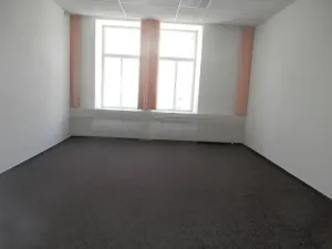Pronájem kanceláře, Hradec Králové, Československé armády, 26 m2