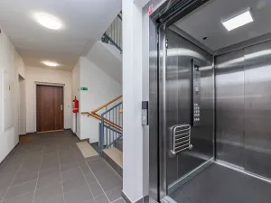 Prodej bytu 2+kk, Praha - Hostivař, Arnošta Staňka, 44 m2