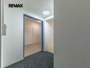 Prodej bytu 2+kk, Praha - Střížkov, Děčínská, 45 m2