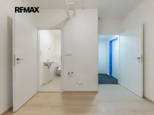 Prodej bytu 1+kk, Praha - Střížkov, Děčínská, 23 m2