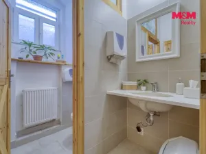 Pronájem obchodního prostoru, Karlovy Vary, Bělehradská, 100 m2