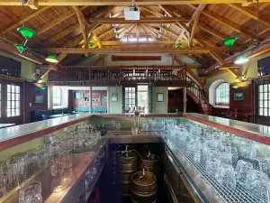 Dražba restaurace, Praha - Holešovice, Jankovcova, 1096 m2