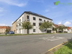 Prodej bytu 3+kk, Strážnice, Grůska, 93 m2