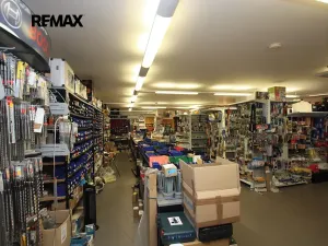 Prodej obchodního prostoru, Praha - Hlubočepy, Voskovcova, 141 m2