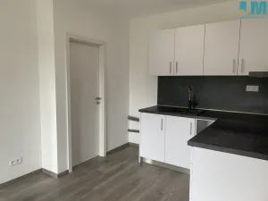 Pronájem bytu 2+kk, Polná, Pojmannova, 40 m2