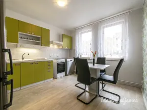 Pronájem bytu 2+1, Praha - Vinohrady, Jagellonská, 75 m2
