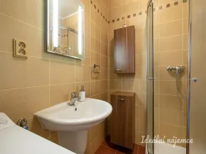 Pronájem bytu 2+1, Praha - Vinohrady, Jagellonská, 75 m2