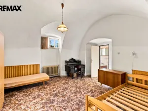 Prodej rodinného domu, Český Brod, nám. Arnošta z Pardubic, 150 m2
