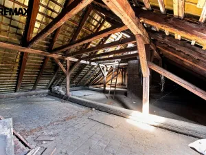 Prodej rodinného domu, Český Brod, nám. Arnošta z Pardubic, 150 m2