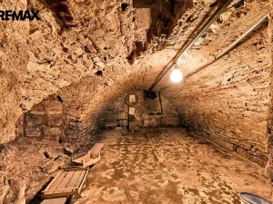 Prodej rodinného domu, Český Brod, nám. Arnošta z Pardubic, 150 m2