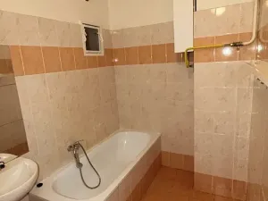 Pronájem bytu 2+1, Pardubice, Sladkovského, 75 m2
