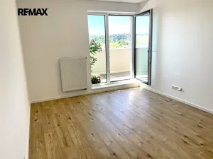 Pronájem bytu 2+kk, Plzeň, Rubínová, 66 m2