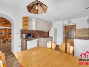 Prodej rodinného domu, Lukavice, 213 m2