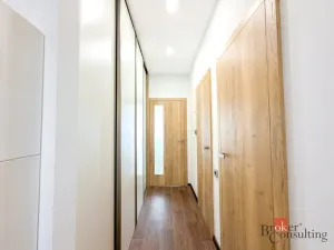 Pronájem bytu 3+1, Pardubice - Zelené Předměstí, Sladkovského, 90 m2