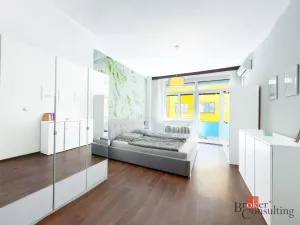 Pronájem bytu 3+1, Pardubice - Zelené Předměstí, Sladkovského, 90 m2