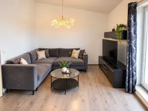 Prodej bytu 2+kk, Praha - Hostavice, U Hostavického potoka, 39 m2