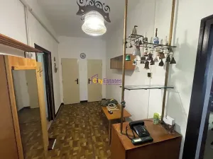Prodej rodinného domu, Kostelec nad Labem, nám. Pod Martinem, 100 m2