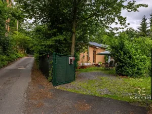 Prodej pozemku pro bydlení, Mirošovice, Na Vrchách, 1493 m2