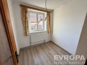Prodej rodinného domu, Lnáře, 205 m2