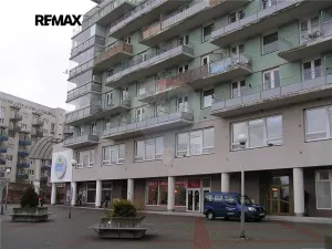 Pronájem bytu 3+1, Praha - Stodůlky, Sluneční náměstí, 90 m2