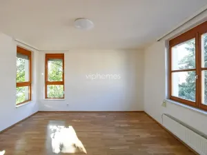 Pronájem bytu 4+kk, Praha - Liboc, U silnice, 200 m2