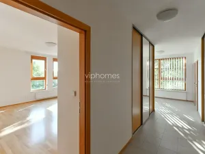 Pronájem bytu 4+kk, Praha - Liboc, U silnice, 200 m2